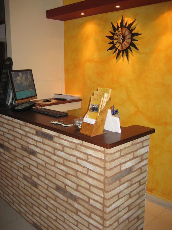 Thalia Hotel Palekastro Buitenkant foto