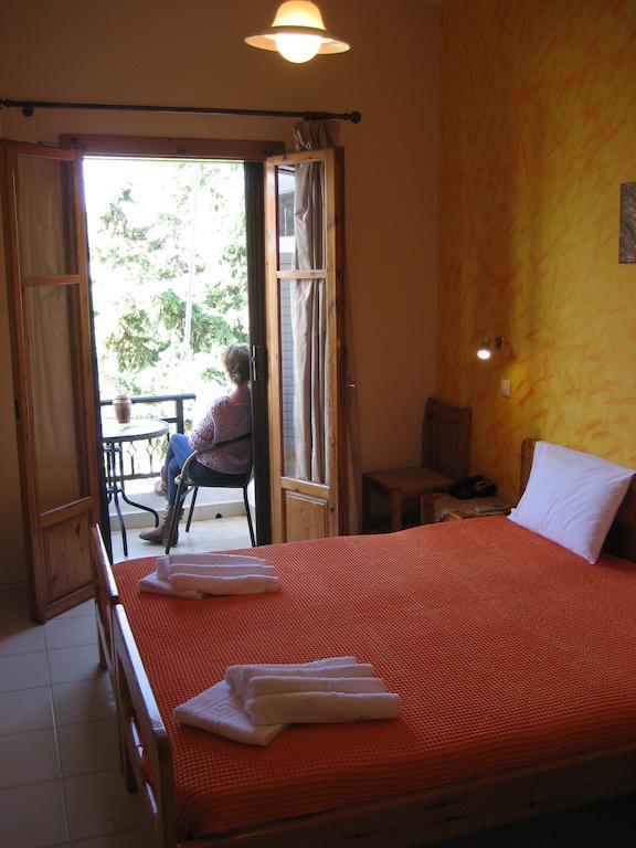 Thalia Hotel Palekastro Buitenkant foto